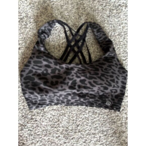❤️Marika Sports Strappy Back Sports Bra - Picture 1 of 4